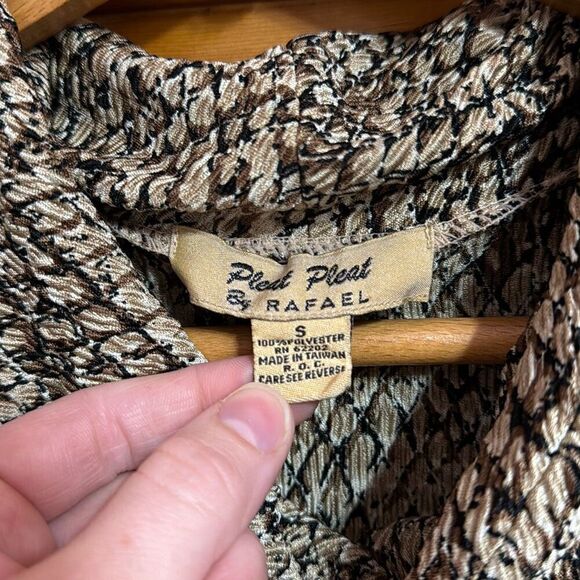 Pleat Pleat by Rafael Vintage Snakeskin Cowl Blouse Women’s Small - Picture 2 of 5